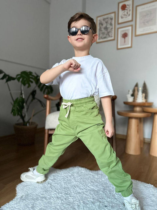 Erkek Çocuk Gabardin Jogger Pantolon – Elastik Bel – Şık ve Rahat Günlük Pantolon